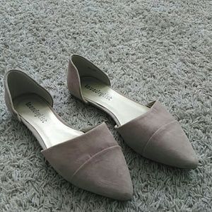 S2 Laundry List Tan Flat Open side Shoes